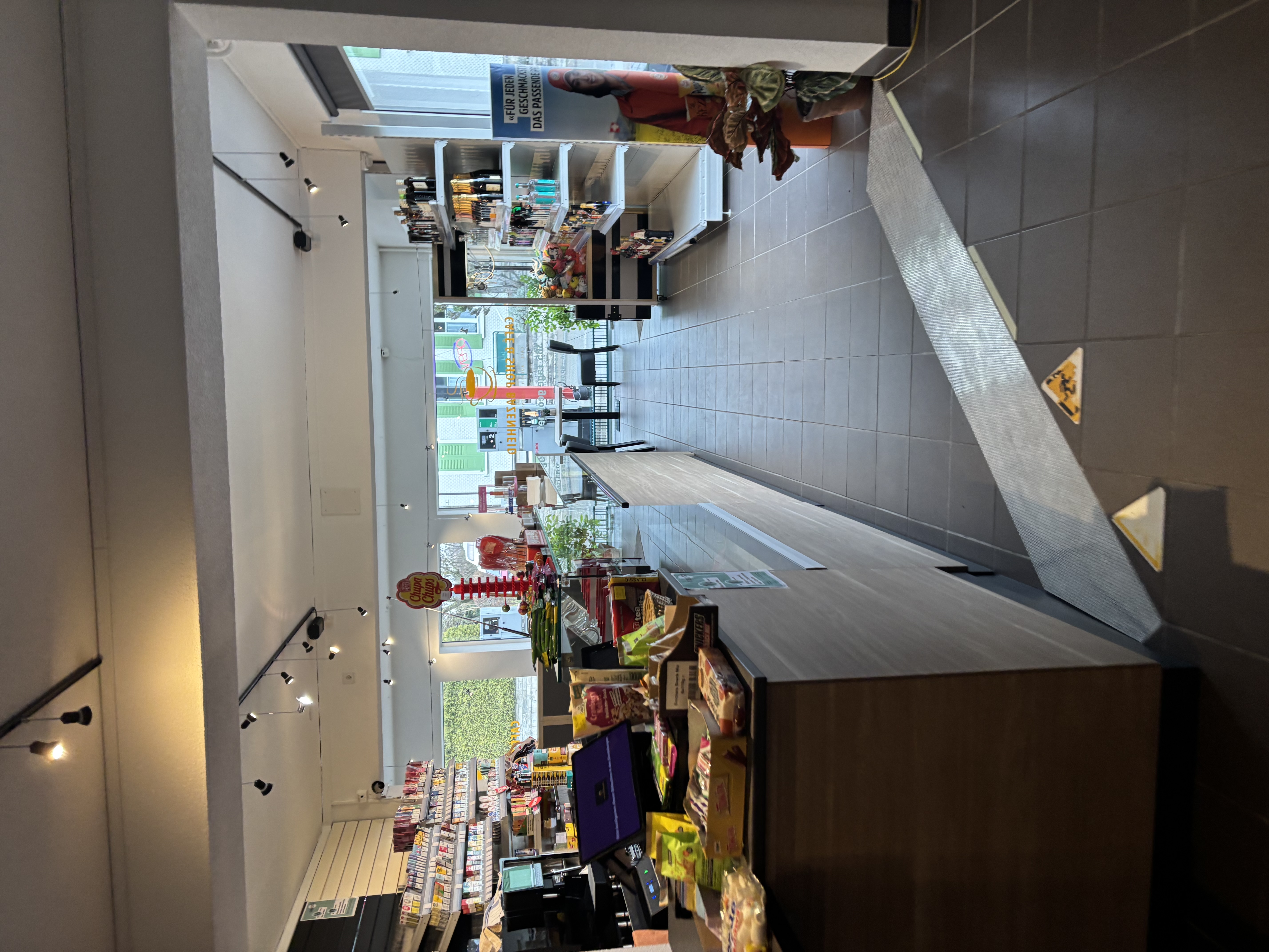 Café & Shop Bazenheid